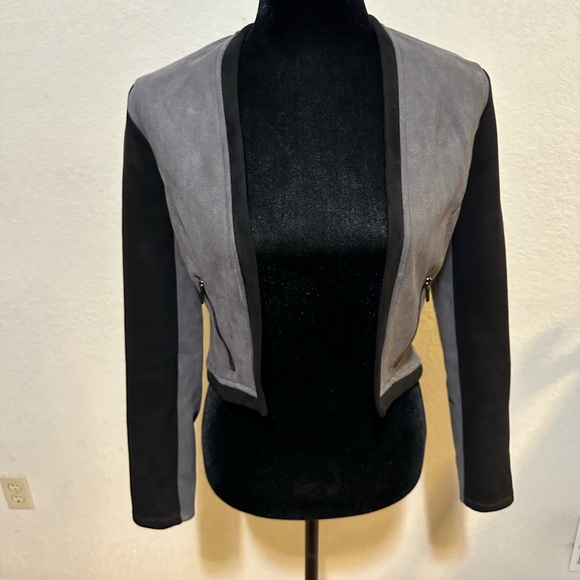 Women's Black and Grey Velvet bebe Blazer, Size Small - Picture 2 of 7